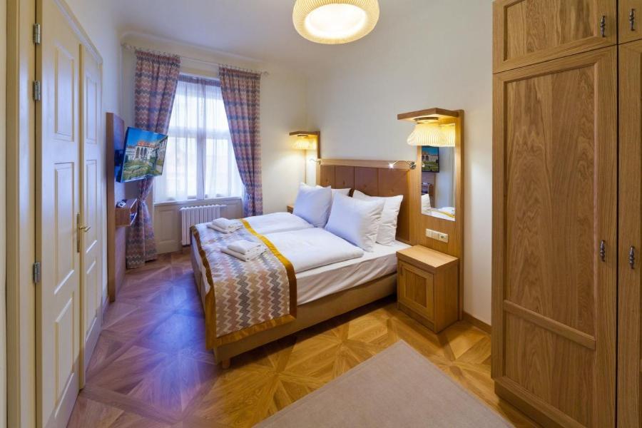 Havelska Old Town Residence Prag Exteriör bild
